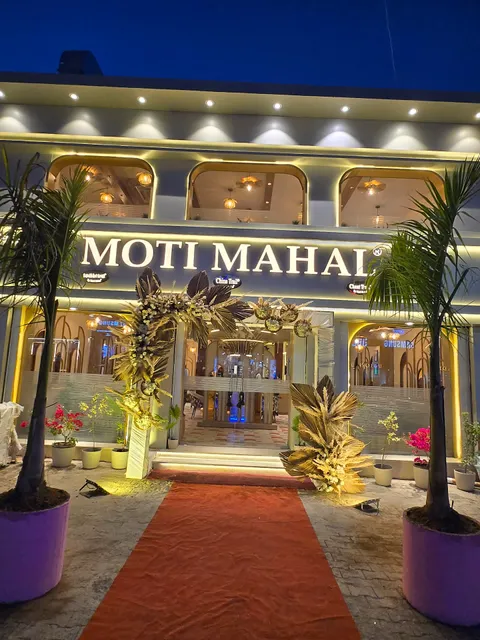 Moti Mahal Tandoori Trail Resturant Jhansi