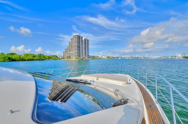Luxury Experience Miami- Yacht Rental Service