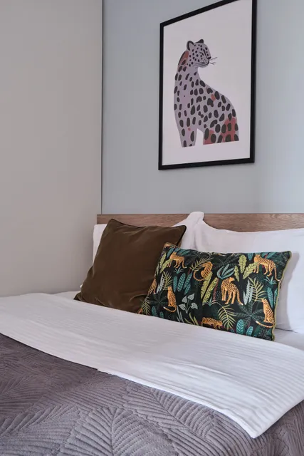 Seven City Apartments