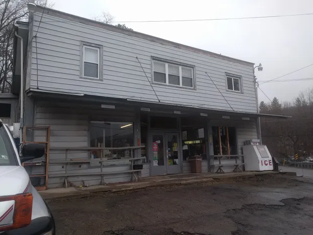 Lenoxville General Store