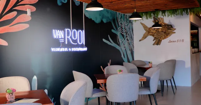 Van Rooi Restaurant