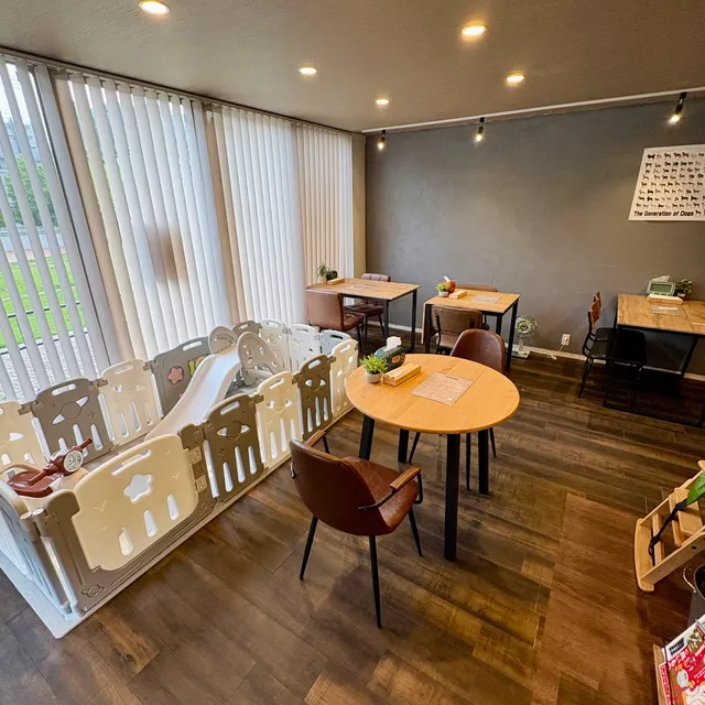 おさんぽカフェ ボンド