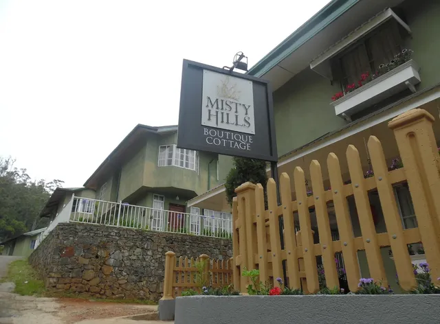 Misty Hills Boutique Cottage