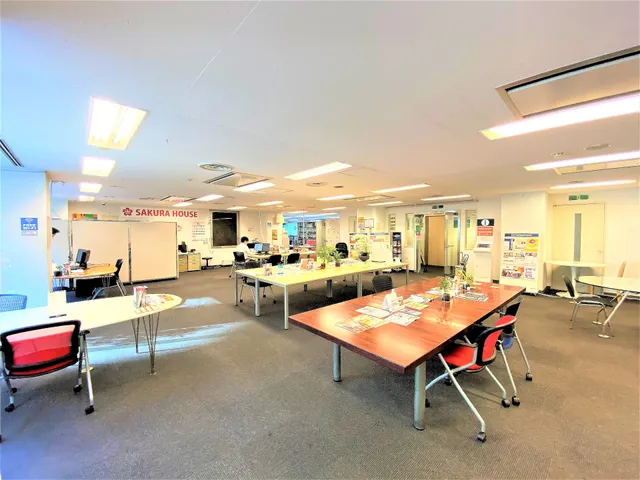 SAKURA HOUSE Tokyo: Share House Check-in Counter