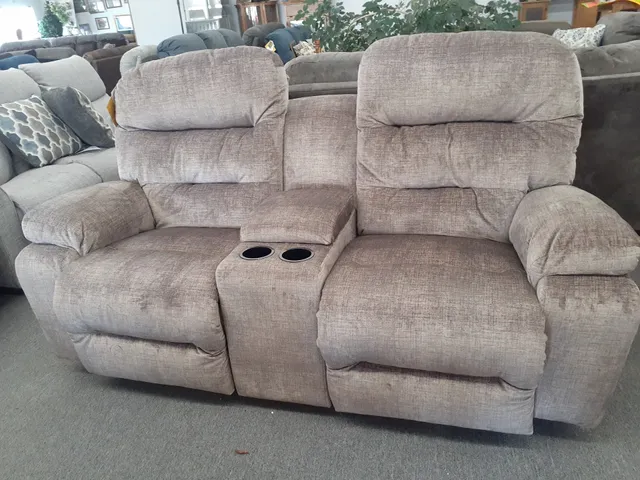 Plaza Furniture & Carpet