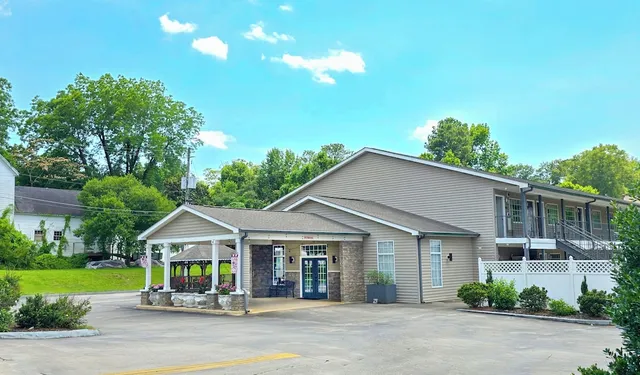 Meriwether Country Inn