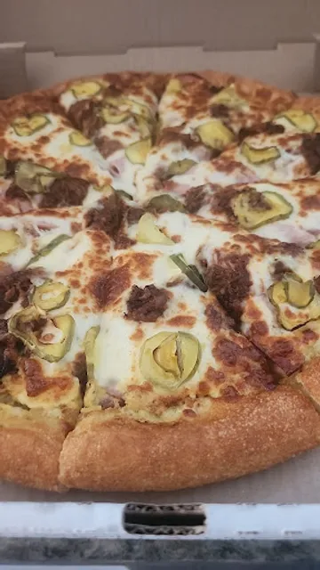 Red Tomato Pies Kamloops Downtown