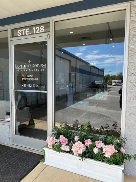 Lorraine Denise, Brillante Jeweler