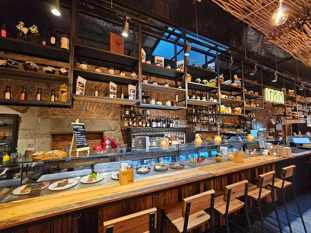 La Ceaun - Piata Sfatului