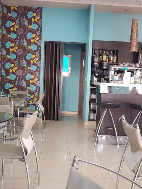 Maddie Cafe I Dolços