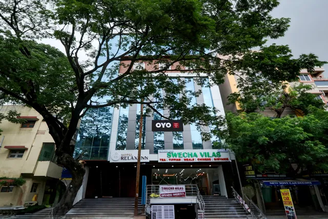 Super OYO HOTEL RELAX INN