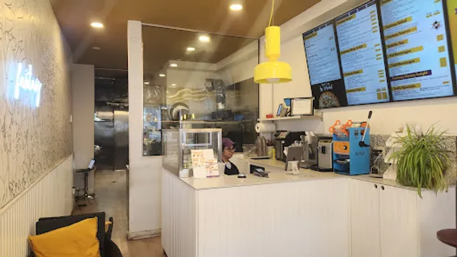 Fantasy Kitchen | Burgers | Wraps | Bowls | Pizza