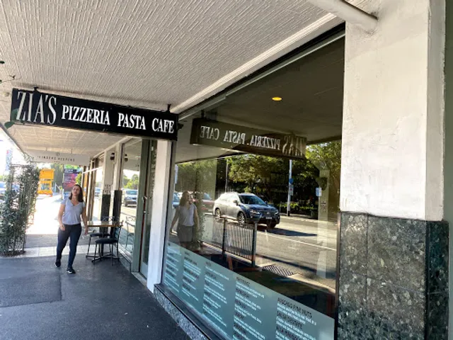 Zia's Restaurant (Now trading as Merryland Pizzeria)