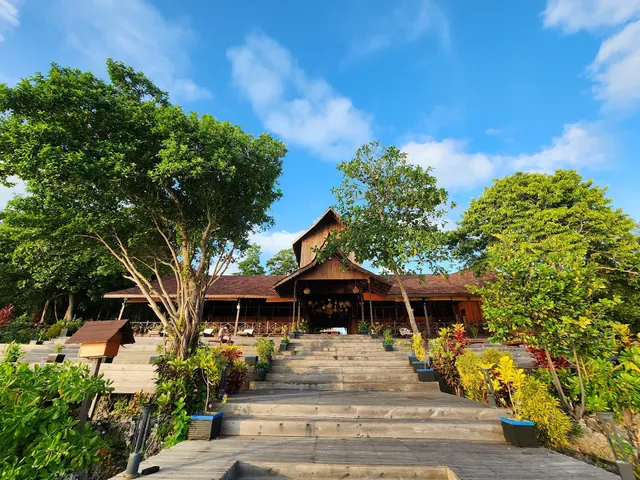 Maratua Seaview Resort