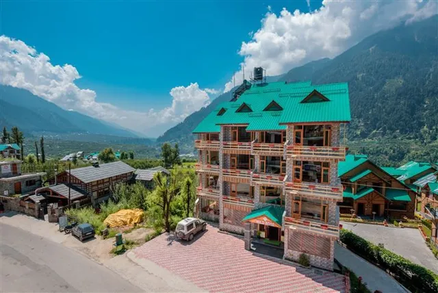 Hotel Wild Rose, Manali