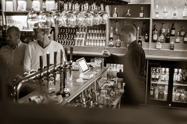 Acanteen Restaurant, Bar & Venue