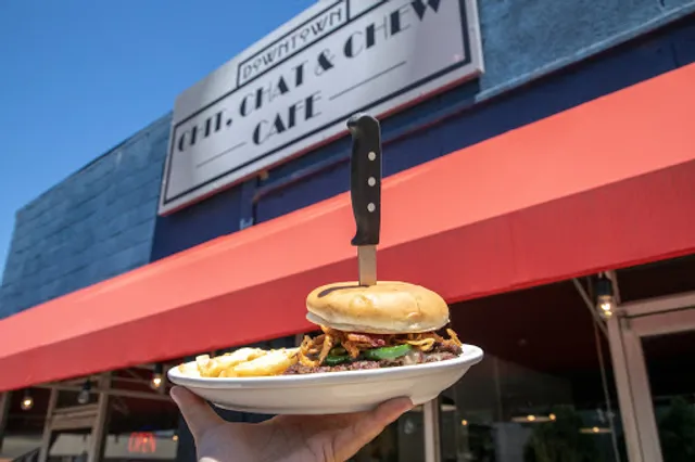 Chit Chat & Chew Cafe