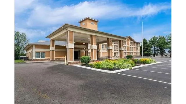 Quality Inn Dry Ridge