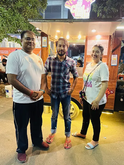 Professor Chai Wala | Tea Point in Lucknow | Cafe in Lucknow | Bhawani Bazar | Jankipuram