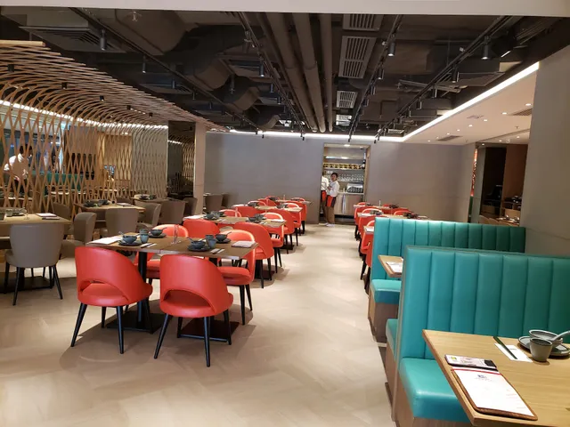 Deli Place, The Whampoa