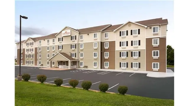 Hawthorn Extended Stay by Wyndham Saint Robert