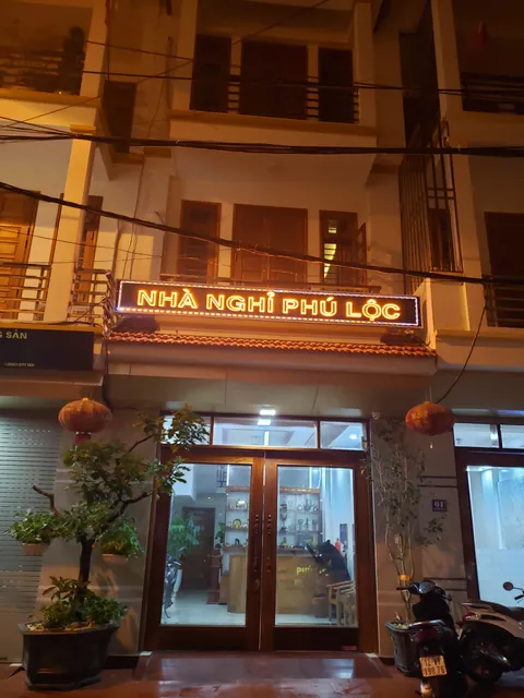 Nhà Nghỉ Phú Lộc