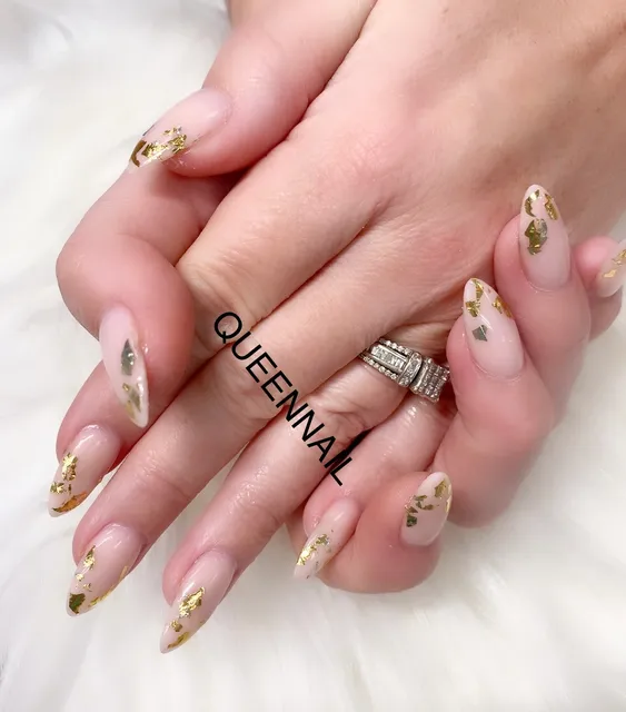 Queen Nail