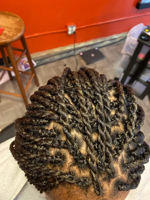 African Queen Hair Braiding