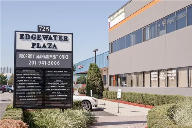 Mint Dental : Young Kim, DDS