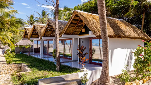 Bush Beach Backpackers