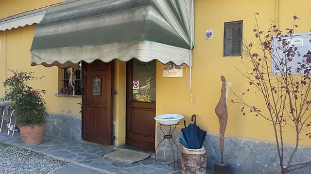 Vegia Ustaria Cason Pol