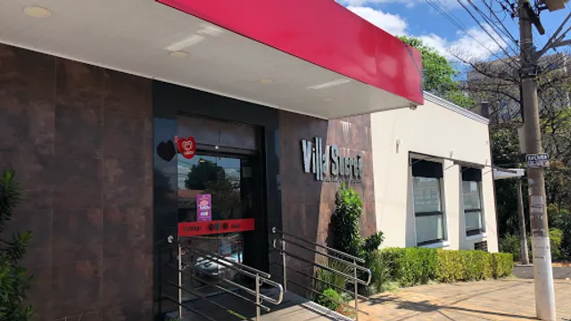 Padaria Villa Sucreê - Avenida Plínio