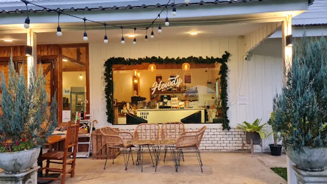 Howdy Cafe&Bistro