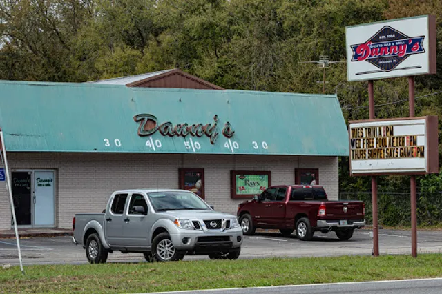 Danny's Bar & Grill