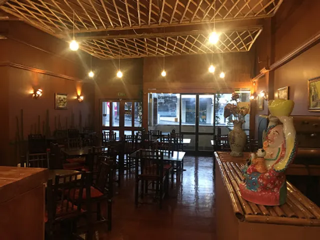 VIET CHEFS RESTAURANT