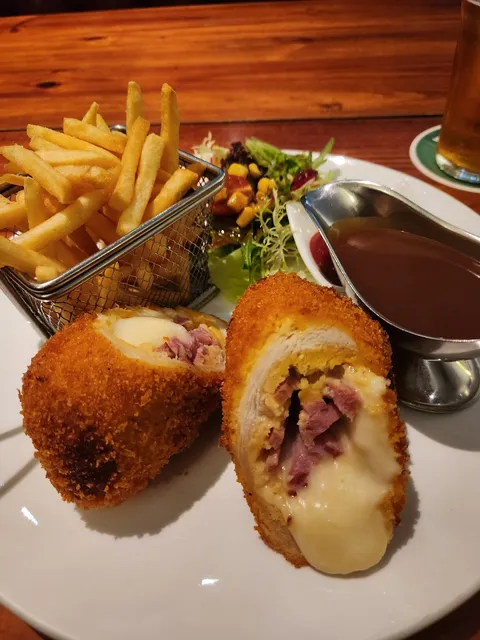 Red Lion British Restaurant