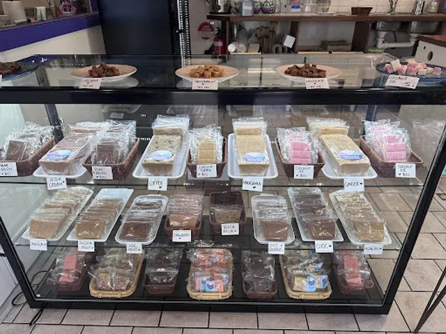 Valley Fudge & Teahouse