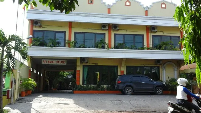Ronggolawe Hotel