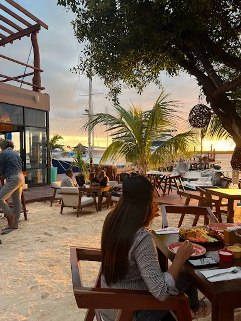 Bahia Tolok Restaurant