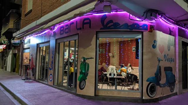 Café Bar La Vespa.