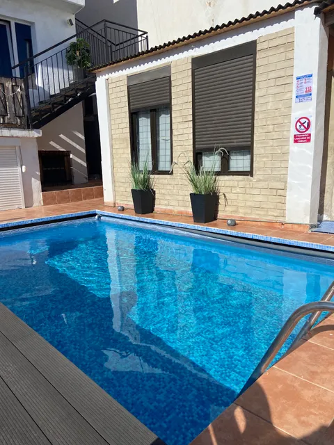 Orange Vibes INN Hostel