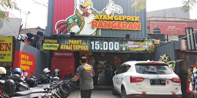 Ayam Geprek Pangeran - Moh Toha