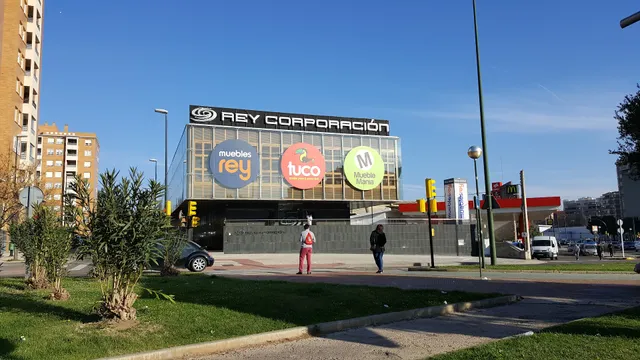 REY | Muebles y Decoración | Zaragoza Centro