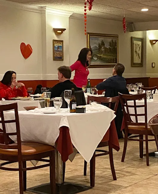 Tre Scalini Italian Restaurant