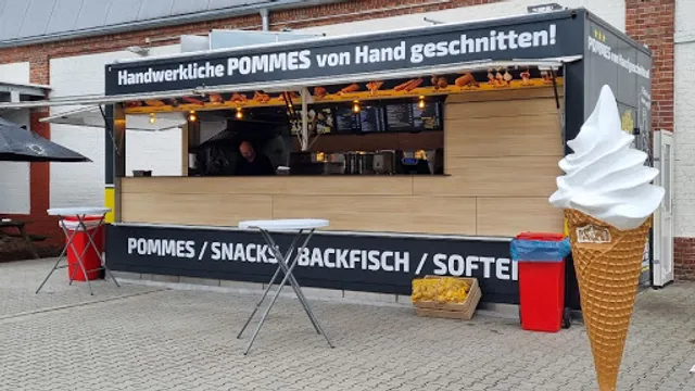 Imbiss Crazy Pommes "Echte frische Pommes"