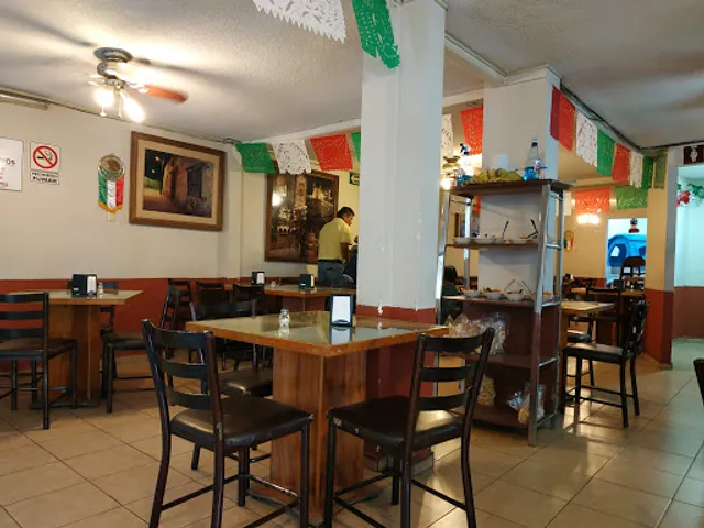 Antojitos El Pozole B. Anaya