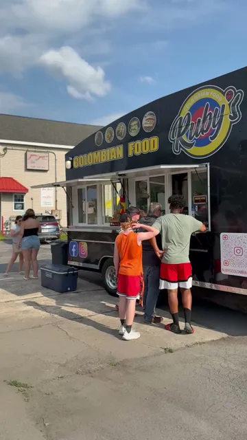 Rubys Colombian food