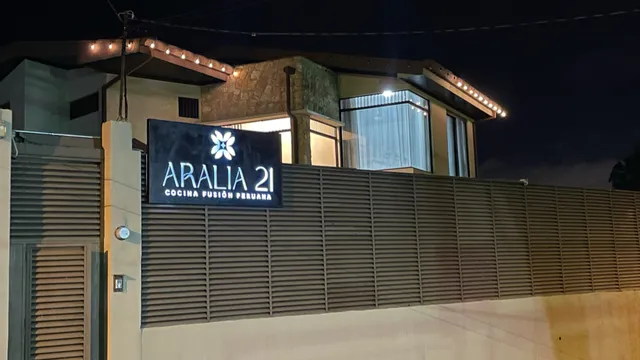 Aralia21