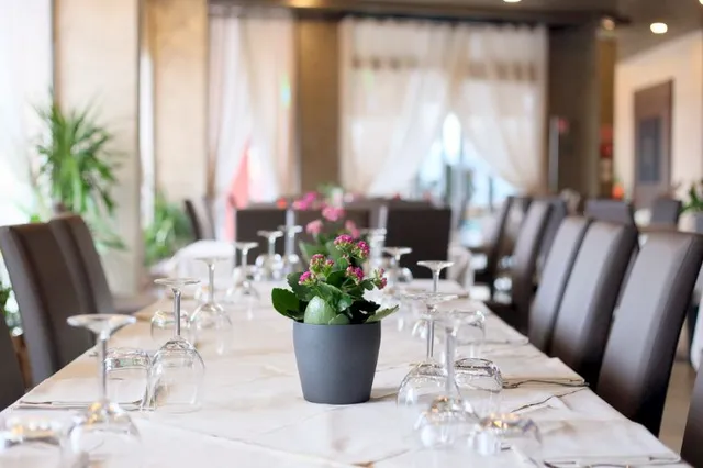 Moonlight Restaurant