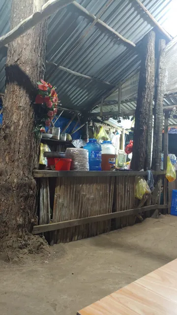 Ẩm thực 82 - Gà nướng cơm lam